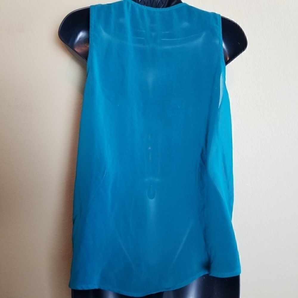 Iris Basic Sheer Turquoise Tank - Picture 4 of 6